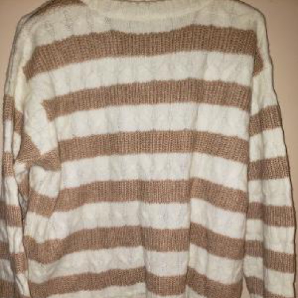 sweater - Picture 2 of 2